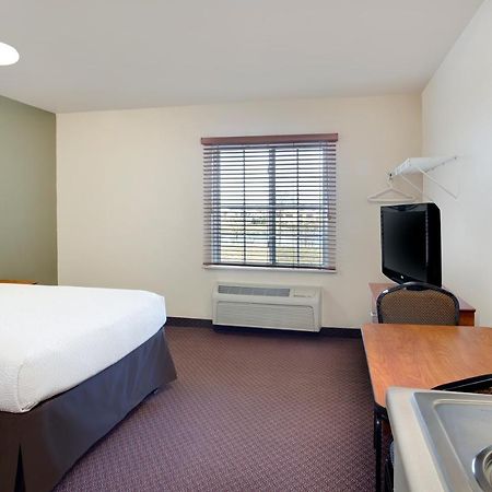Woodspring Suites Fort Wayne Bagian luar foto