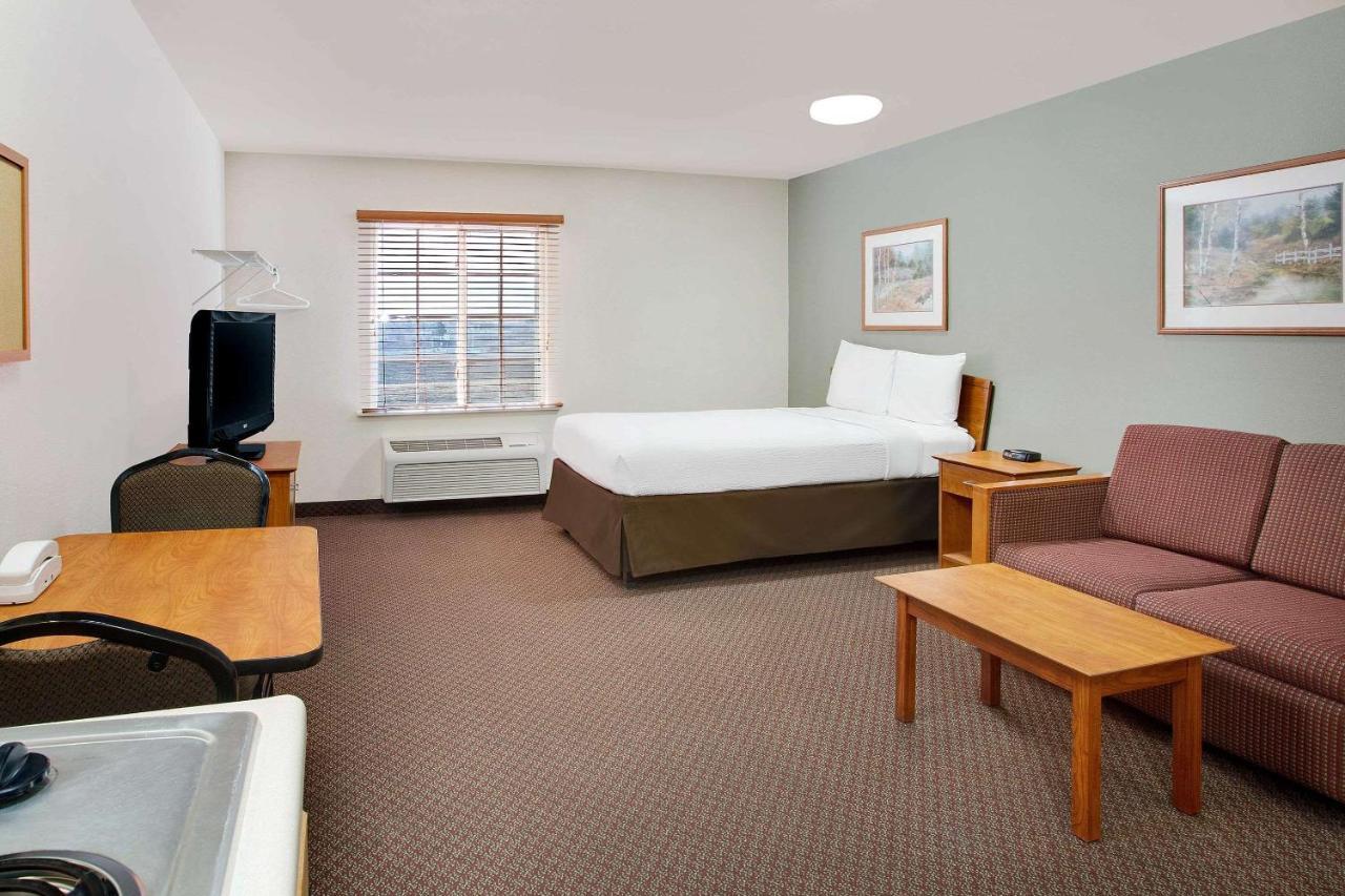 Woodspring Suites Fort Wayne Bagian luar foto