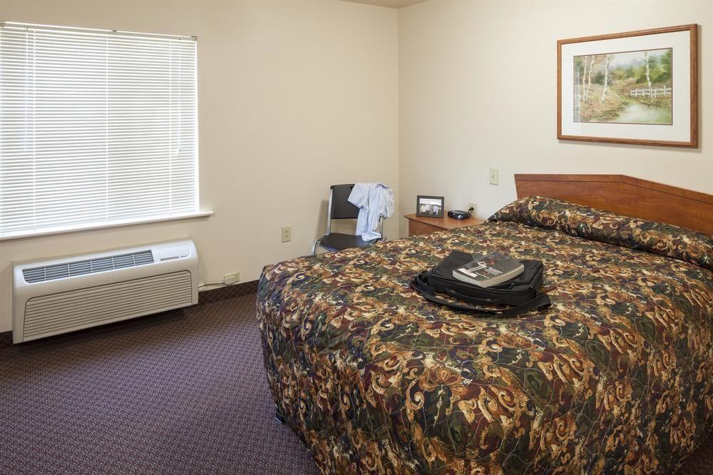 Woodspring Suites Fort Wayne Bagian luar foto
