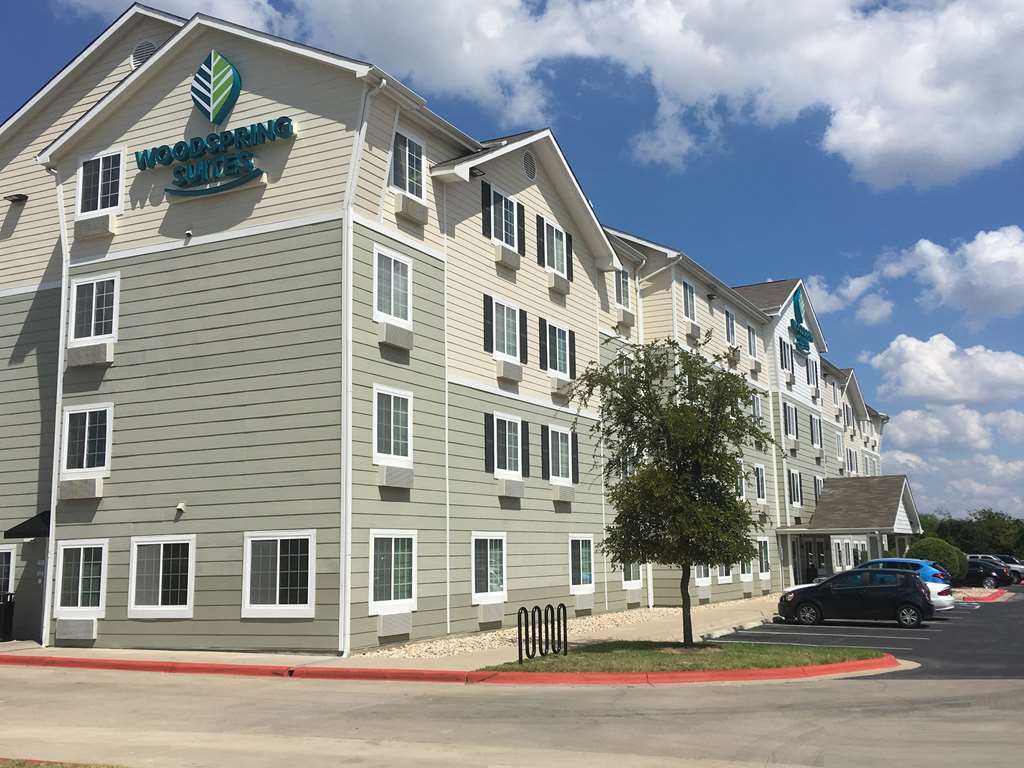 Woodspring Suites Fort Wayne Bagian luar foto