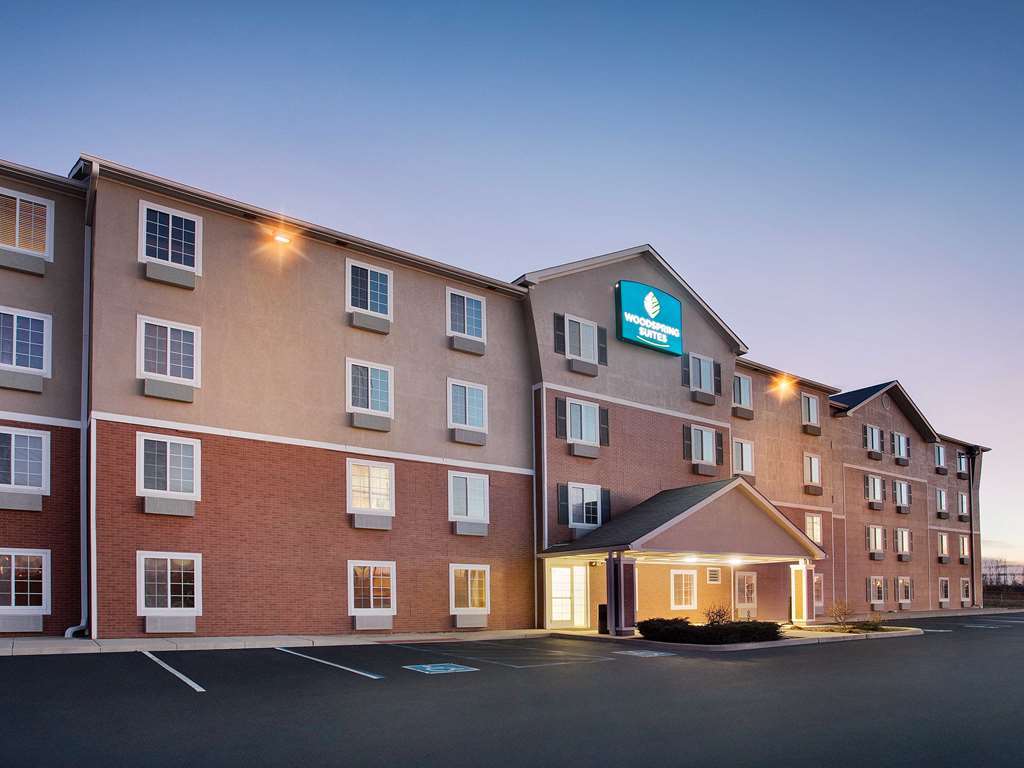 Woodspring Suites Fort Wayne Bagian luar foto