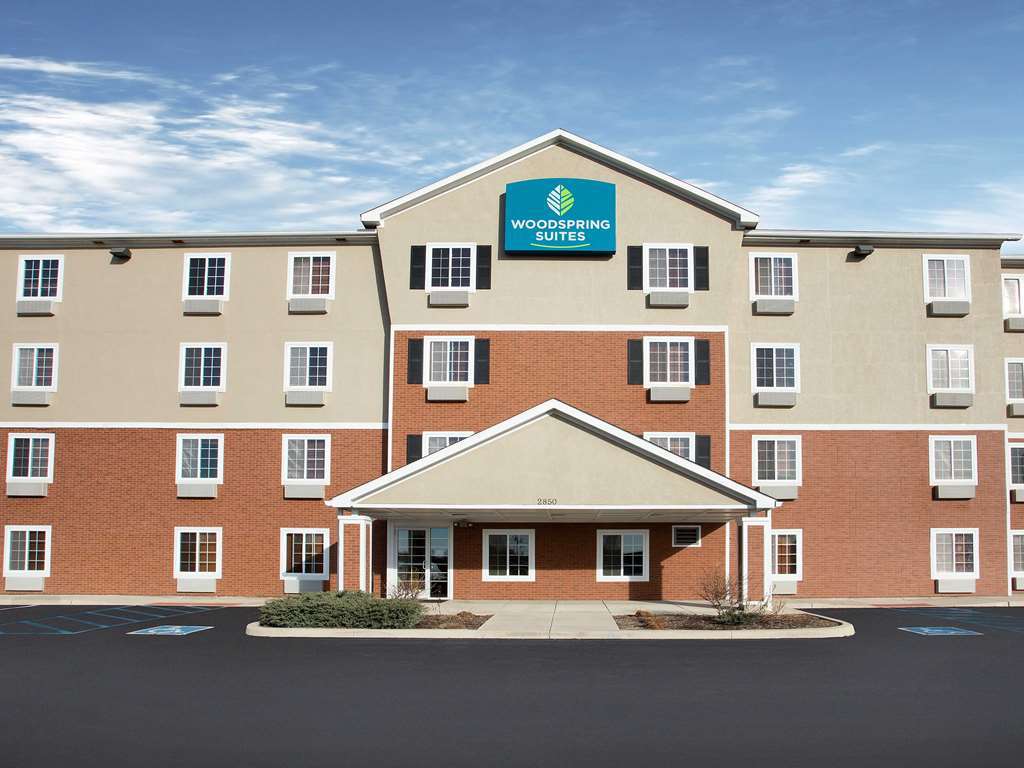 Woodspring Suites Fort Wayne Bagian luar foto